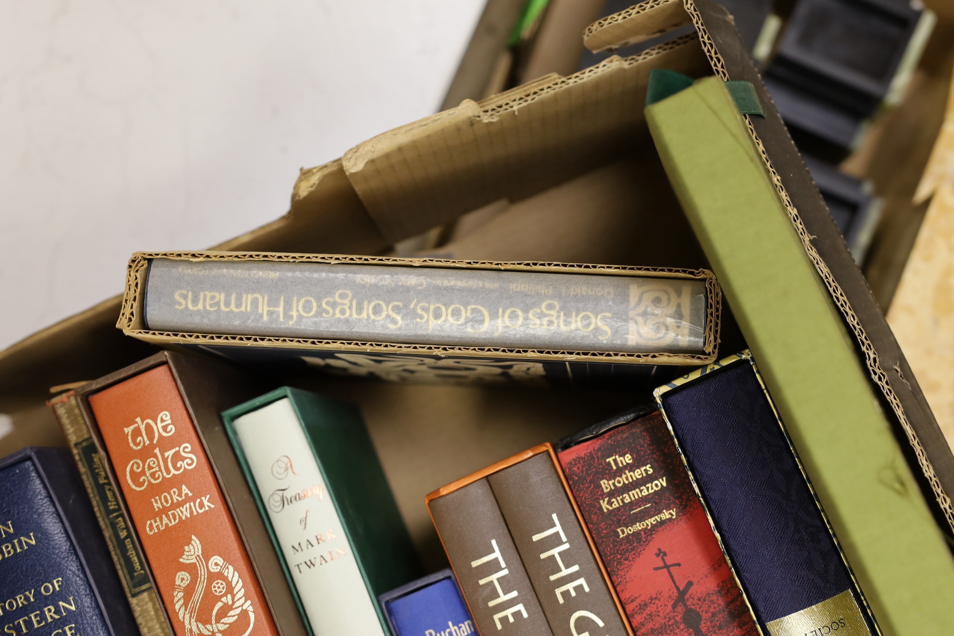 A quantity of folio Society books